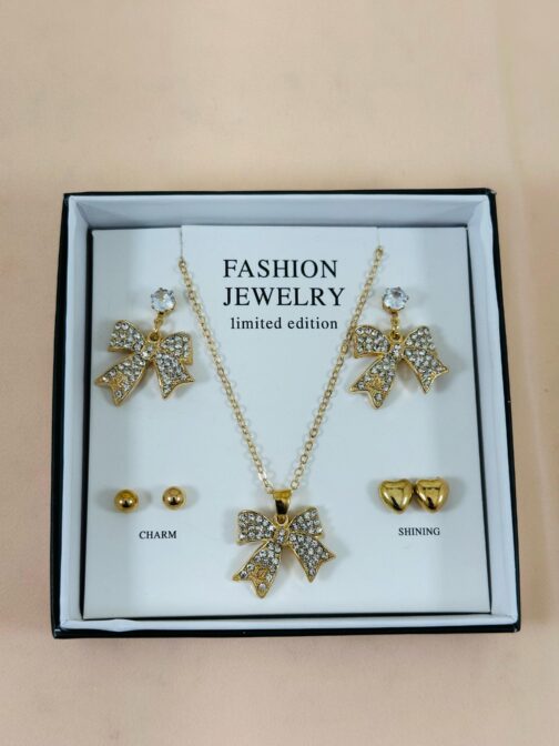 Golden Chain Locket - Image 4